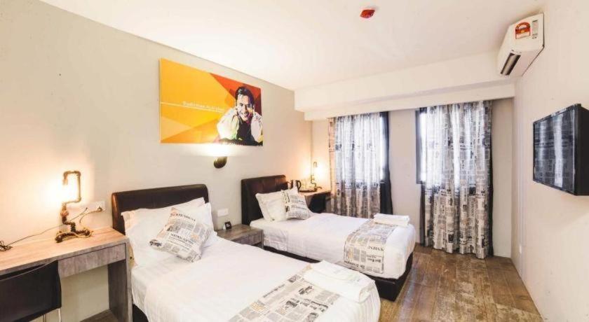 Nginap Hotel Субанг-Джая Экстерьер фото